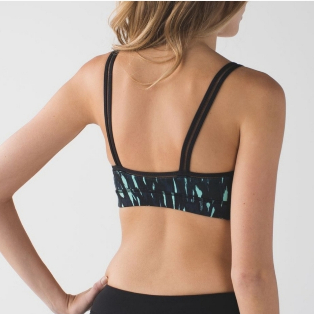 🍋🍋Lululemon Straight Up Bras